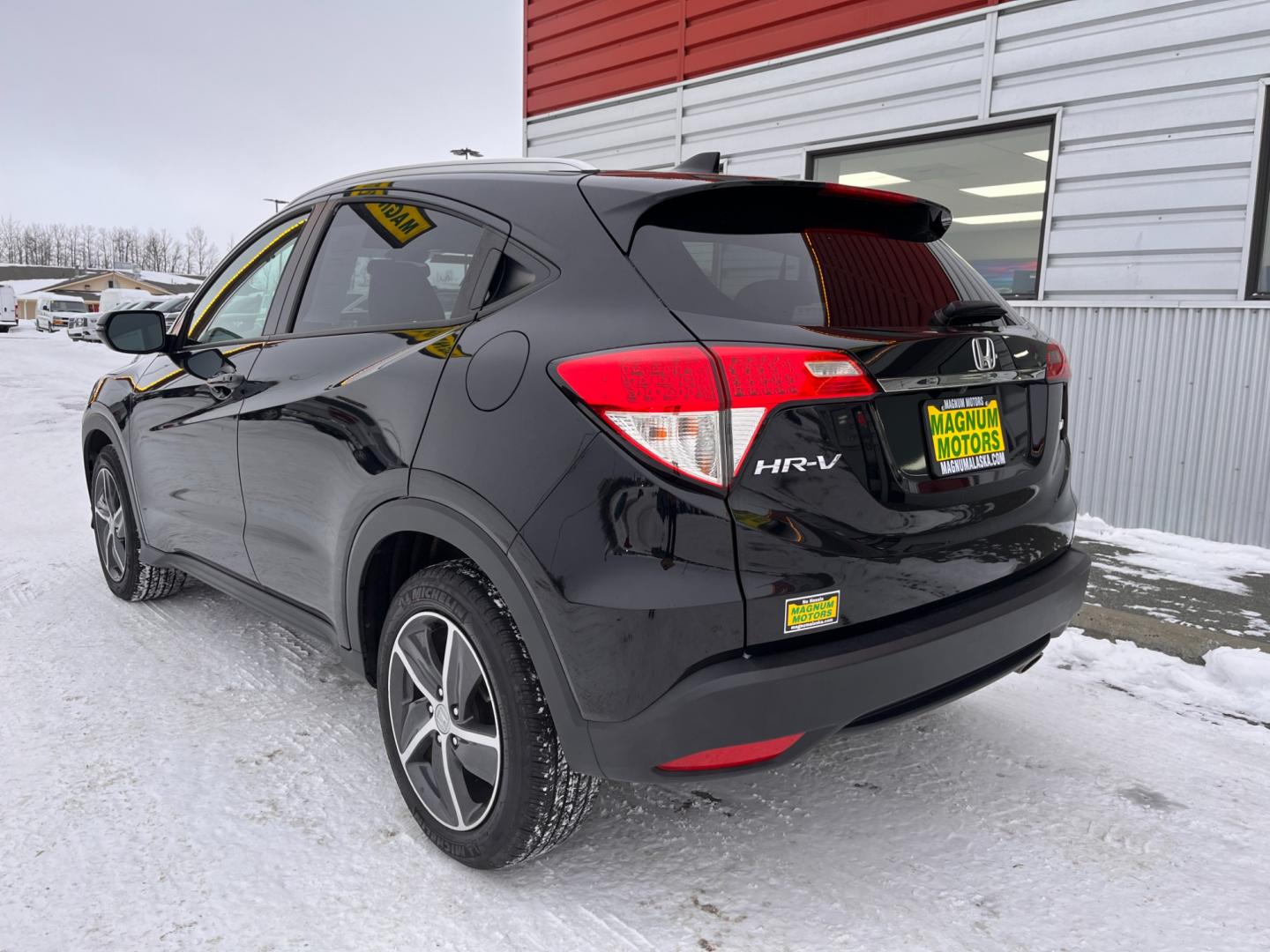 2022 Black /black Honda HR-V EX AWD (3CZRU6H57NM) with an 1.8L L4 DOHC 16V engine, CVT transmission, located at 1960 Industrial Drive, Wasilla, 99654, (907) 274-2277, 61.573475, -149.400146 - Photo#3